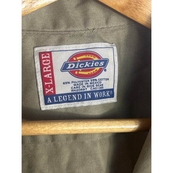 Dickies Button up Shirt - Picture 2 of 5